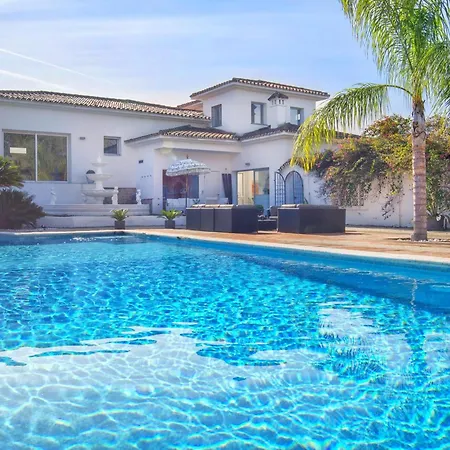 Villa De 6 En Marbella Con Y Piscina Privada - Es-175-10 Estepona